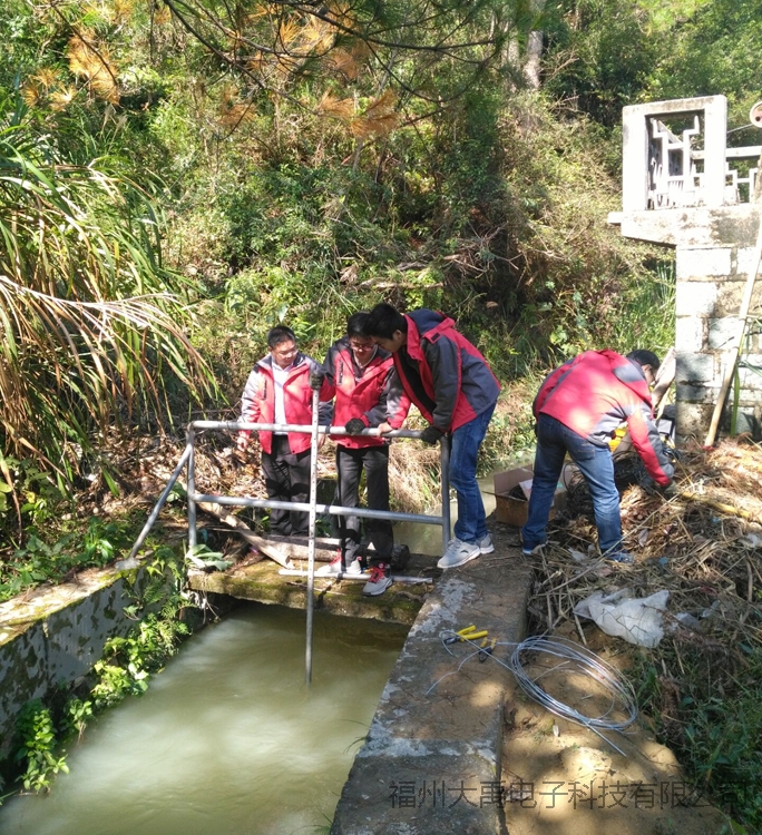 159947963576110.jpg 說明: http://image0.chunsuns.com/site501/upload/album/20161214/2016121412342121974601.jpg